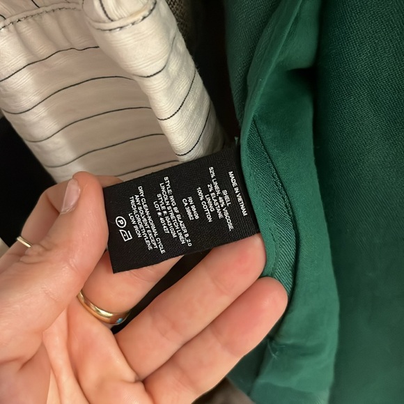 Theory Single Button Linen Blend Boyfriend Blazer - Picture 6 of 6